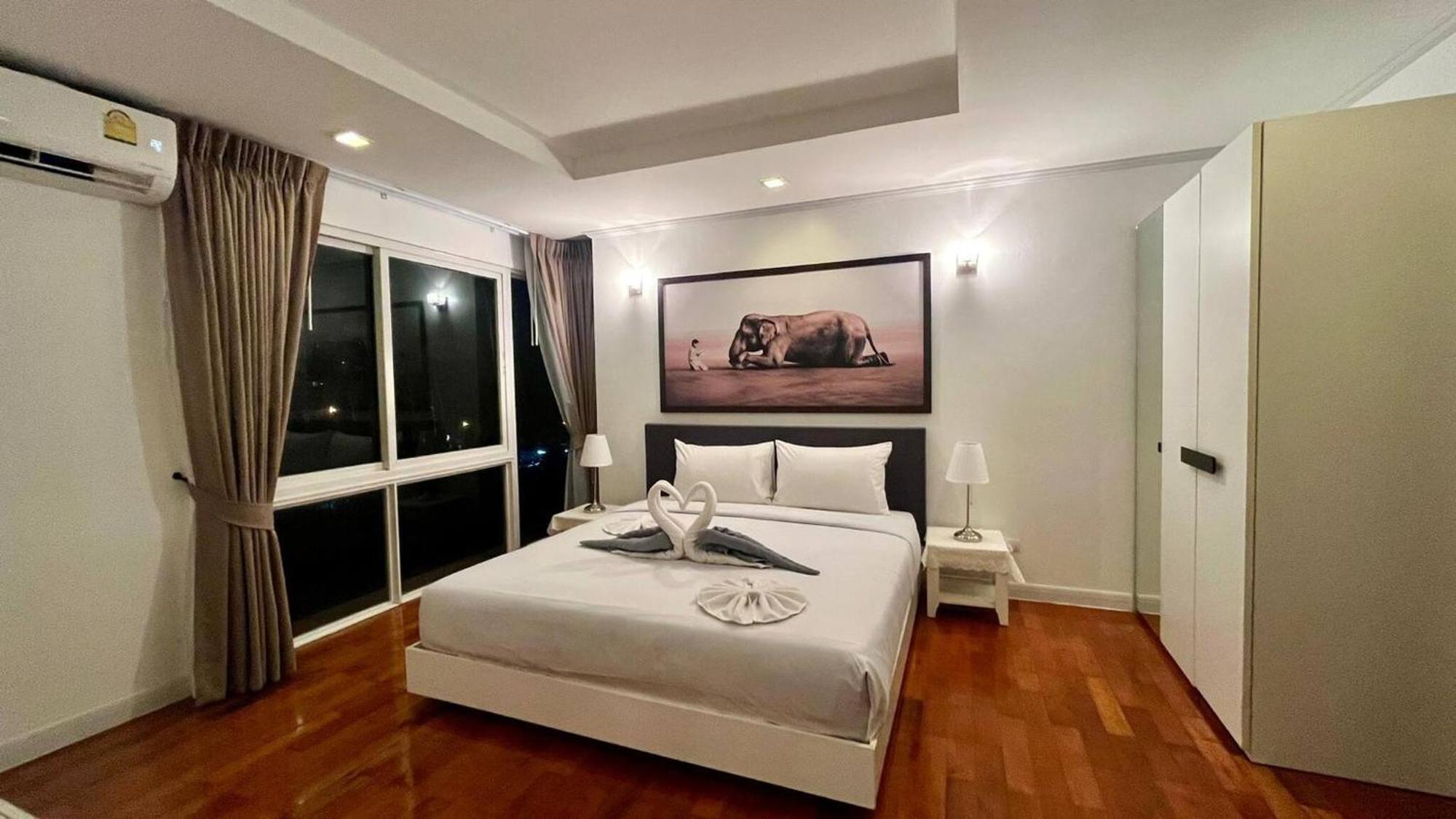 636 - Penthouse 155sqm 1km Away From Apartment *