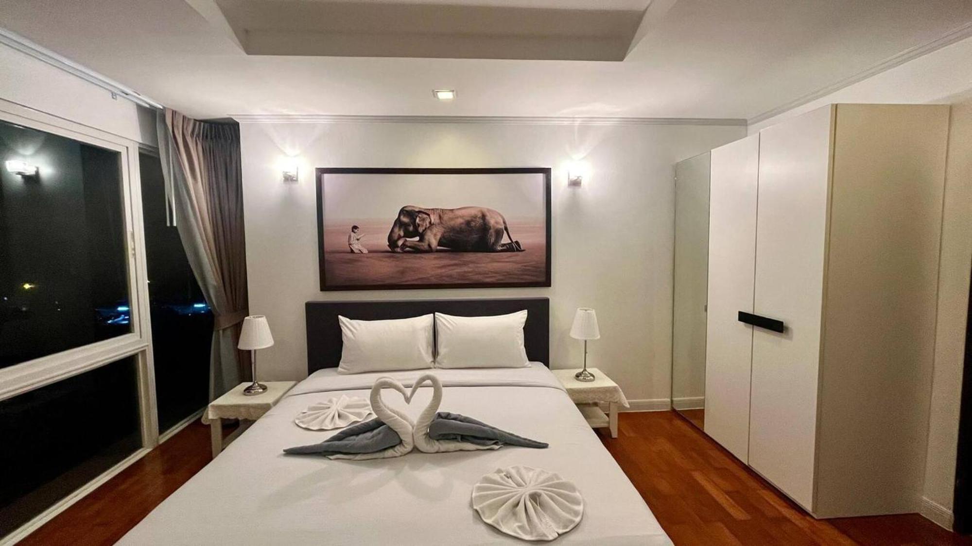 636 - Penthouse 155sqm 1km Away From Apartment *