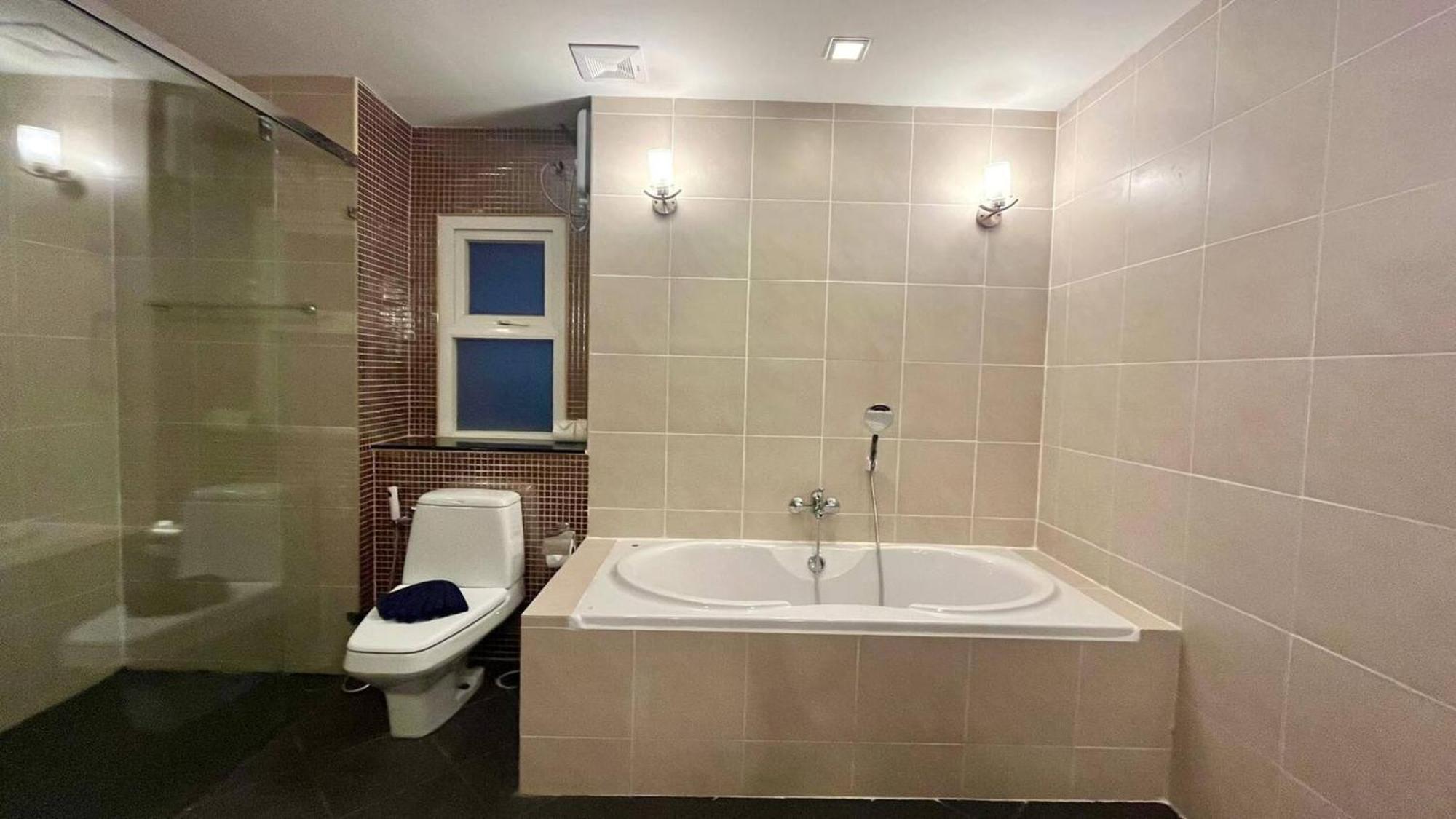 6-36 - Penthouse 155sqm 1km Away From *